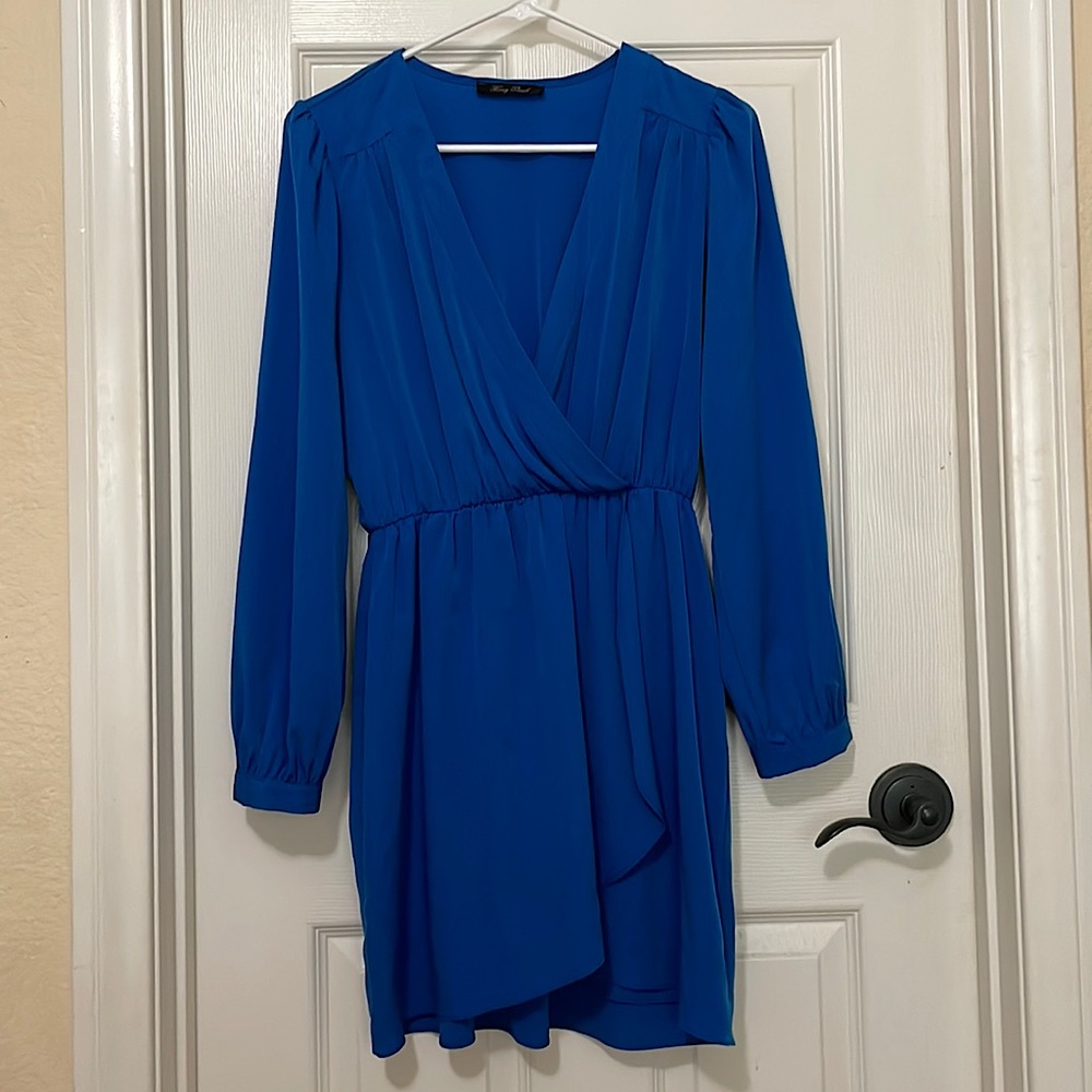 Long sleeve blue dress